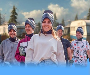 Eine Gruppe von Paintball Spielern bei action-parks.de