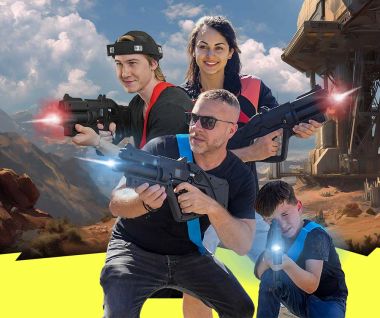 Eine Gruppe von Lasertag Spielern bei action-parks.de